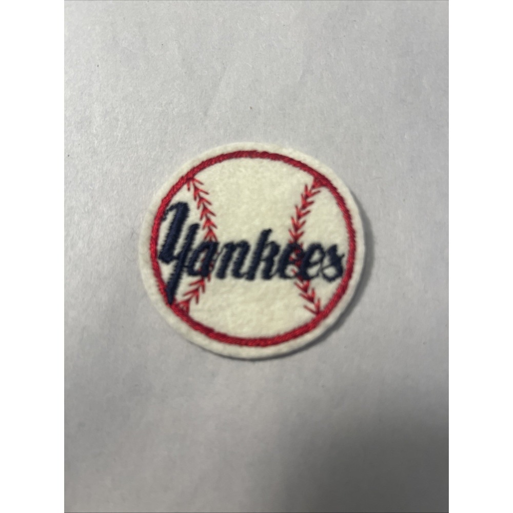 Major League Baseball MLB New York Yankees 2" Round Embroidered Patch 1960's